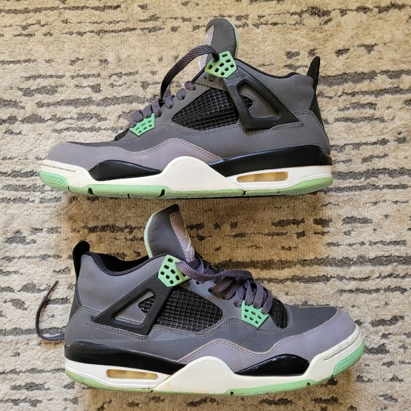 air jordan 4 retro green glow